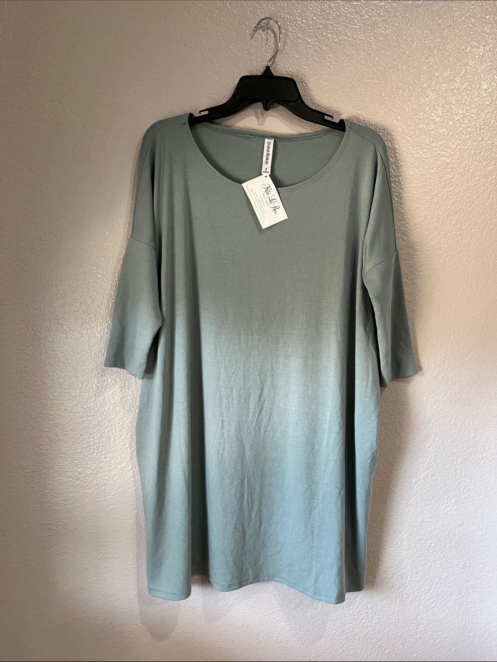 Zenana Relaxed Sage Green Tunic Top 3/4 Sleeves Sz S Pockets Boho TC0090